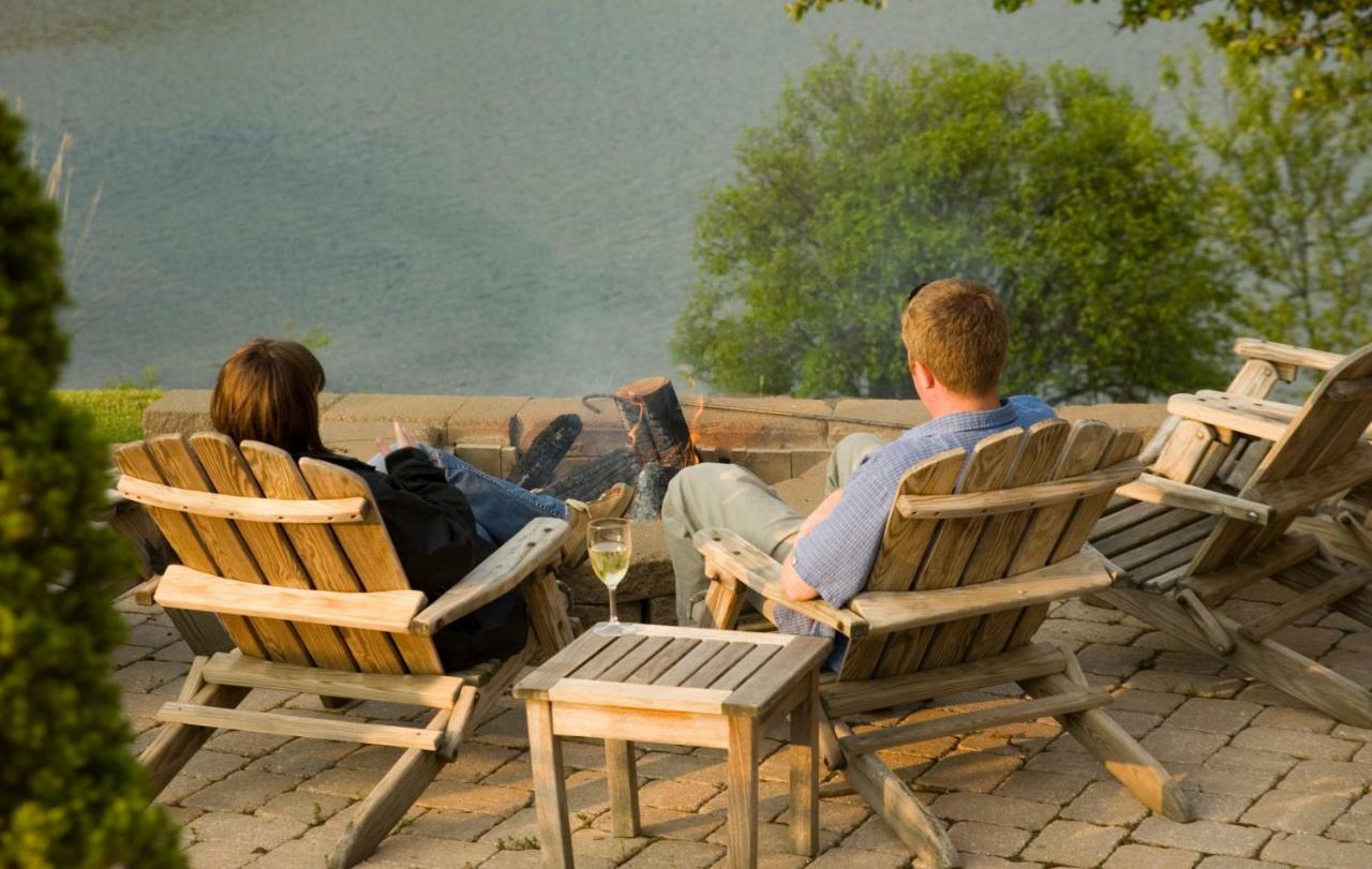 Lake Pointe Inn McHenry Eksteriør bilde